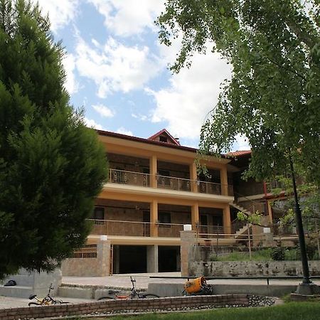 Appartamento Xenonas Platia Káto Loutrákion Esterno foto